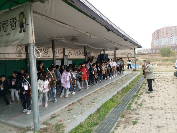 e547f3a2b1d4b77f1e6067dd486fcbd1_1542863